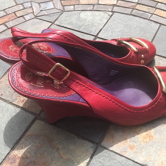 Red wedge sandals size 10 comfortable - Picture 2 of 7